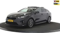 Grijs Gebruikt 2020 Kia ProCeed Hatchback | € 25.490 (Eerlijke prijs)