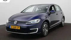 Blauw Gebruikt 2020 VW e-Golf Hatchback | € 13.450 (Eerlijke prijs)