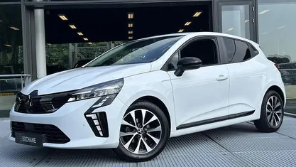 Wit Gebruikt 2024 Mitsubishi Colt Intense Hatchback | € 19.695 (Eerlijke prijs)