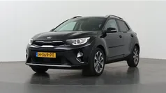 Gebruikt 2020 Kia Stonic SUV | € 15.935 (Eerlijke prijs)