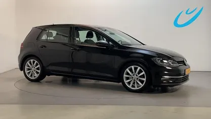 Gebruikt 2019 VW Golf VII Highline Hatchback | € 14.250 (Goede deal)