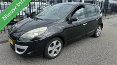 Zwart Gebruikt 2009 Renault Scénic III Dynamique MPV | € 2.650 (Eerlijke prijs)