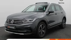 Grijs Gebruikt 2022 VW Tiguan Elegance SUV | € 36.900 (Eerlijke prijs)