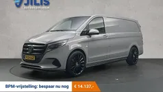 Grijs Nieuw 2024 Mercedes Vito MPV | € 59.950 (Eerlijke prijs)