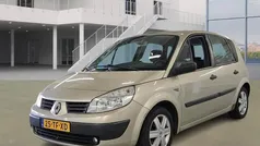 Beige Gebruikt 2006 Renault Scénic II Business MPV | € 1.495 (Goede deal)