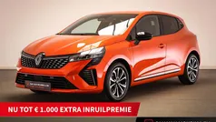 Oranje Gebruikt 2024 Renault Clio V Techno Hatchback | € 21.240 (Eerlijke prijs)