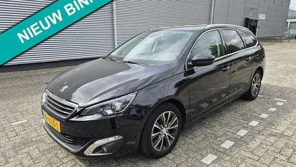 Occasion 2017 Peugeot 308 SW Premium Stationwagen | € 6.555 (Goede deal)