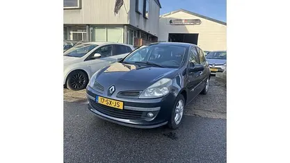 Occasion 2006 Renault Clio II Hatchback | € 795 (Goede deal)