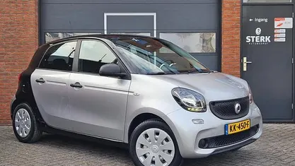 Grijs Gebruikt 2016 Smart ForFour Pure Hatchback | € 6.950 (Eerlijke prijs)