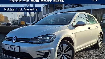 Occasion 2020 VW e-Golf Hatchback | € 12.850 (Super prijs)
