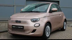 Rood Nieuw 2024 Fiat 500e Urban Hatchback | € 26.445 (Eerlijke prijs)