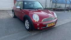 Rood Gebruikt 2006 Mini Cooper Seven Hatchback | € 4.950 (Super prijs)