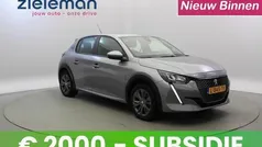 Peugeot e-208