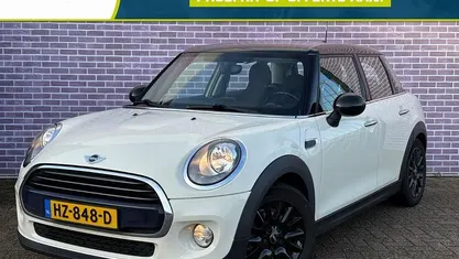 Occasion Mini Cooper Business 136 PK (100 kW) 2016 Wit Hatchback