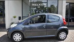 Grijs Gebruikt 2011 Peugeot 107 Hatchback | € 2.450 (Eerlijke prijs)