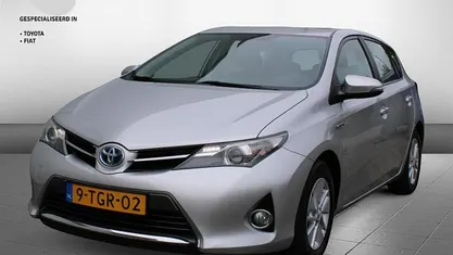 Occasion Toyota Auris Hybrid 99 PK (72 kW) 2014 Grijs, metallic lak Hatchback