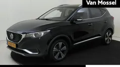 Zwart Gebruikt 2020 MG ZS Luxury Sedan | € 12.440 (Goede deal)