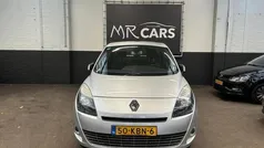 Gebruikt 2009 Renault Grand Scénic III Dynamique MPV | € 2.950 (Eerlijke prijs)
