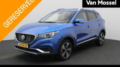 Blauw Gebruikt 2020 MG ZS Luxury Sedan | € 15.495 (Eerlijke prijs)