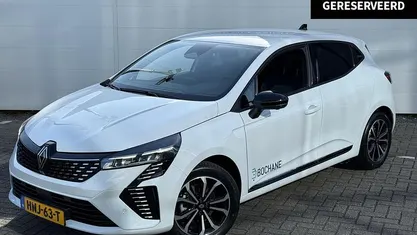 Occasion 2025 Renault Clio V Techno Hatchback | € 26.695 (Eerlijke prijs)