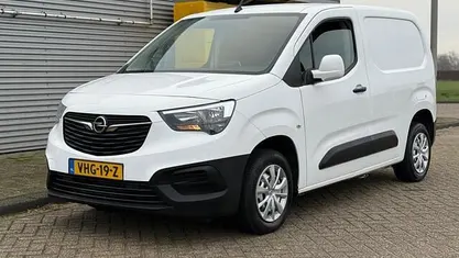 Wit Gebruikt 2020 Opel Combo Edition Van | € 7.950 (Goede deal)