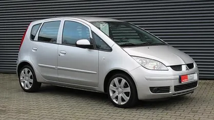 Gebruikt 2007 Mitsubishi Colt Inform Hatchback | € 2.250 (Eerlijke prijs)