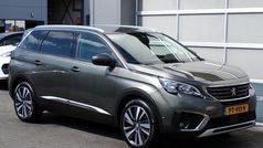 Grijs Gebruikt 2017 Peugeot 5008 Premium MPV | € 16.950 (Eerlijke prijs)