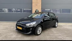 Zwart Gebruikt 2020 Kia Rio Hatchback | € 13.945 (Eerlijke prijs)