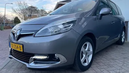 Occasion Renault Grand Scénic III Bose Edition 132 PK (97 kW) 2014 Grijs MPV