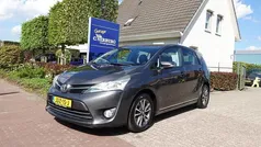 Grijs Gebruikt 2013 Toyota Verso Business Edition MPV | € 12.950 (Eerlijke prijs)