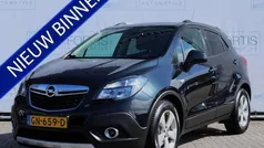 Zwart, metallic lak Gebruikt 2015 Opel Mokka Edition SUV | € 9.900 (Goede deal)