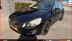 Zwart Gebruikt 2011 Volvo V60 Summum Stationwagen | € 4.995 (Super prijs)