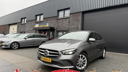 Grijs Gebruikt 2021 Mercedes B180 Advantage MPV | € 27.450 (Goede deal)