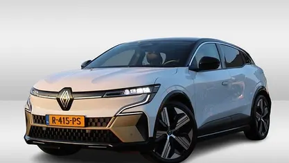 Occasion 2022 Renault Megane E-Tech Iconic Hatchback | € 24.700 (Eerlijke prijs)