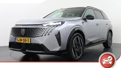 Grijs Gebruikt 2024 Peugeot e-5008 Avantage SUV | € 43.925 (Goede deal)