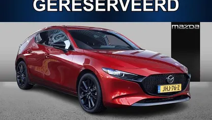 Soul red crystal Nieuw 2025 Mazda 3 Homura-Line Hatchback | € 30.895 (Eerlijke prijs)