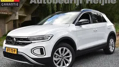 Gebruikt 2024 VW T-Roc Style SUV | € 34.445 (Eerlijke prijs)