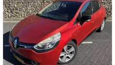 Rood Gebruikt 2013 Renault Clio IV Dynamique Hatchback | € 3.995 (Goede deal)