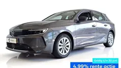 Grijs Gebruikt 2022 Opel Astra Edition Hatchback | € 17.945 (Eerlijke prijs)