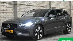 Groen Gebruikt 2025 Volvo V60 Business Edition Stationwagen | € 43.950 (Goede deal)