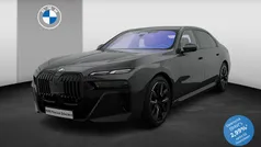 Grijs Gebruikt 2025 BMW i7 M Sport Sedan | € 109.900 (Goede deal)