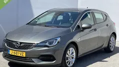 Grijs Gebruikt 2020 Opel Astra Elegance Hatchback | € 13.435 (Goede deal)