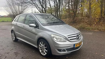 Grijs Gebruikt 2005 Mercedes B200 Avantgarde MPV | € 3.550 (Eerlijke prijs)