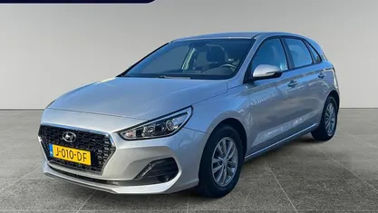 Occasion Hyundai i30 Comfort 120 PK (88 kW) 2021 Grijs Hatchback