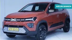 Rood Gebruikt 2024 Dacia Spring Extreme Hatchback | € 16.900 (Eerlijke prijs)