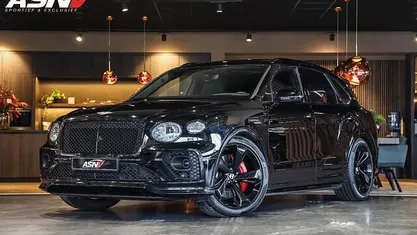 Zwart Occasion 2021 Bentley Bentayga SUV | € 179.945 (Super prijs)