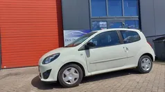 Geel Gebruikt 2011 Renault Twingo Dynamique Hatchback | € 3.500 (Eerlijke prijs)