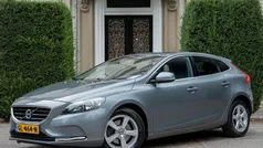Gebruikt 2015 Volvo V40 Momentum Stationwagen | € 12.240 (Eerlijke prijs)