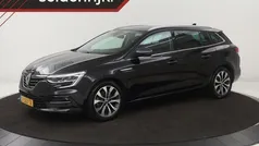 Zwart Gebruikt 2021 Renault Mégane GrandTour Bose Edition Stationwagen | € 16.400 (Eerlijke prijs)