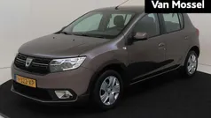Gebruikt 2020 Dacia Sandero Comfort Hatchback | € 11.440 (Eerlijke prijs)